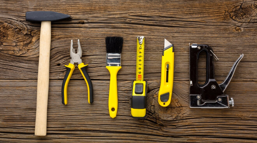 32 – SAFETY TALK – “Hand Tools – Pliers and Wrenches”