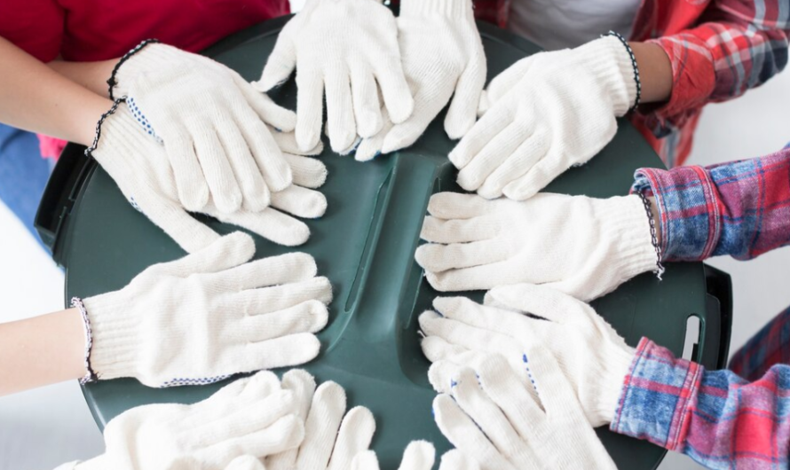 50 – SAFETY TALK – Hand Protection