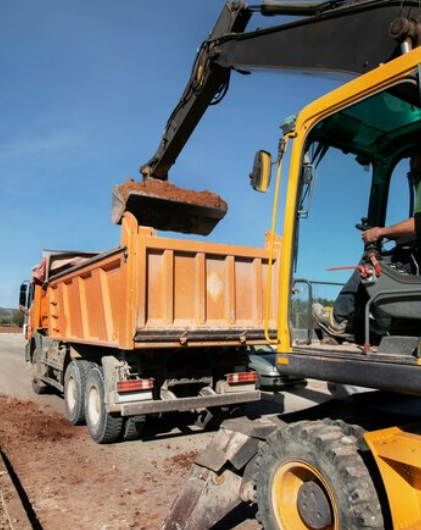 52 – SAFETY TALK – DUMP TRUCK TIPOVERS – DRIVERS                 